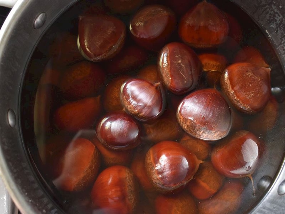 Soak Chestnuts in Salt Water Before Cooking! There Are Many Benefits