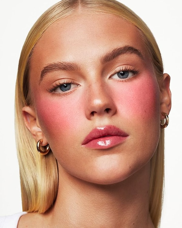 Allık körlüğü dediğin böyle olur!