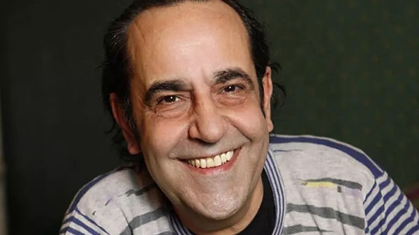 Özkan Uğur'un 2023'teki vefatı, grup için derin bir kayıp olsa da, MFÖ'nün müziği, yarım asrı aşan bir dostluğun ve sanatsal ortaklığın eşsiz bir mirası olarak Türk müzik sahnesinde yaşamaya devam ediyor.