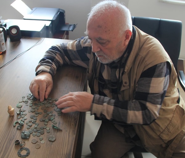 Karamanoğlu Beyliği ile ilgili yaptığı araştırmalarla bilinen Şerafettin Güç, Karaman’ın Ermenek ilçesinde çalışmalar yapıyordu.