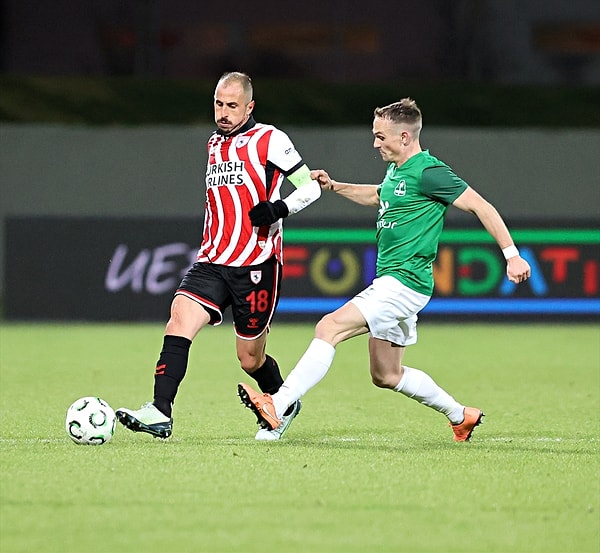 İkinci yarıda perdeyi açtık ama devamını getiremedik.