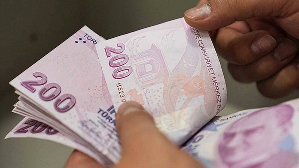 Asgari ücret ne kadar olacak sorunun cevabını milyonlarca insan beklerken İslam Memiş’ten üzücü bir açıklama geldi.