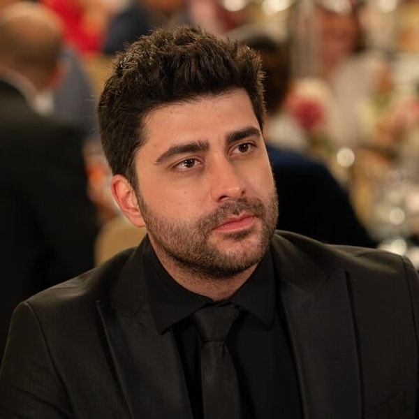 Kızılcık Şerbeti'ndeki jenerik krizine yapım şirketi Gold Film çözüm buldu.