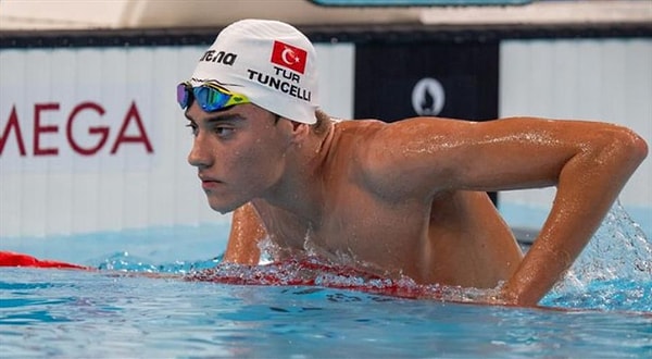 Kuzey Tunçelli de rekorunu geliştirdi.