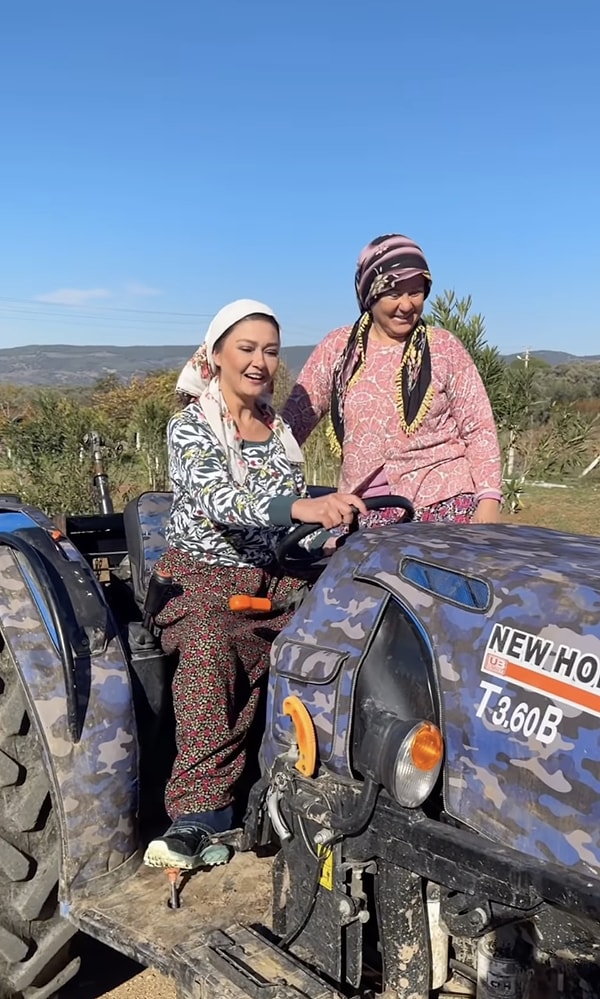 Uzun bir süredir ekranlardan uzak olan Nurgül Yeşilçay son bir kaç yıldır sosyal medyada çektiği eğlenceli videolarıyla biliniyor.