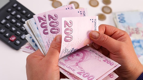 Asgari ücrete 2025 yılında yüzde 30 zam yapıldı.