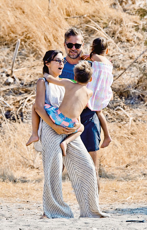 Engin Altan Düzyatan - Dubai