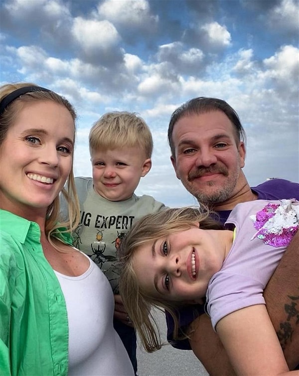 Tolga Karel - America