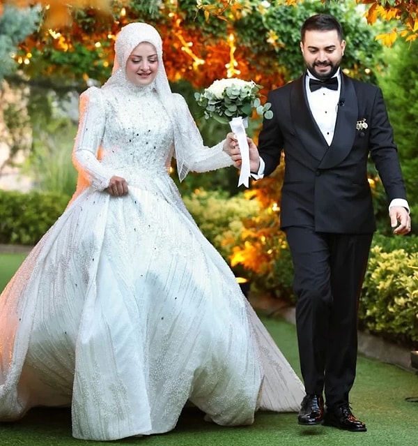 1. Kadir Ezildi ve Gamze Türkmen