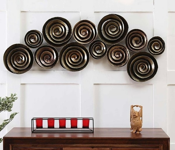 Metal detaylarla şıklık kat!