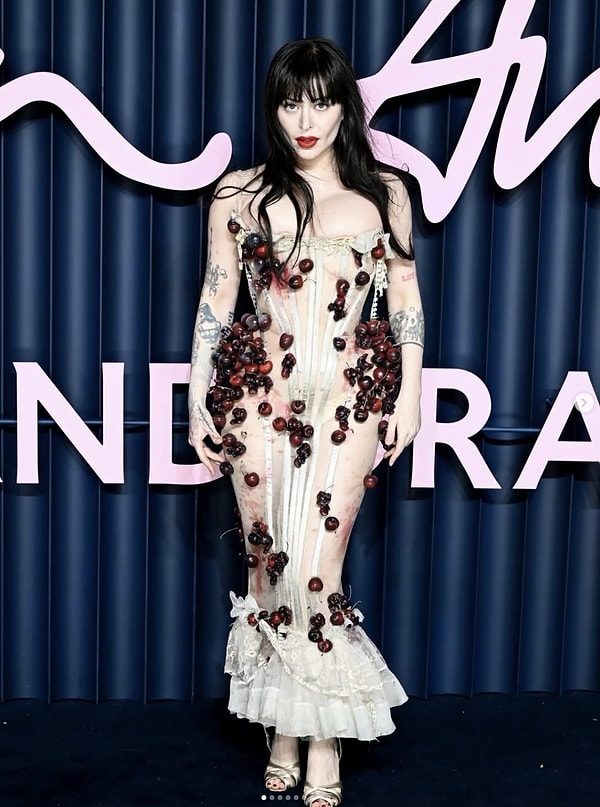 Bugün de göğsümüzü kabartan ödülüyle gündemimizde kendisi.