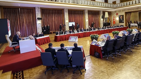 Görüşme tutanağının komisyonda özeti okundu.