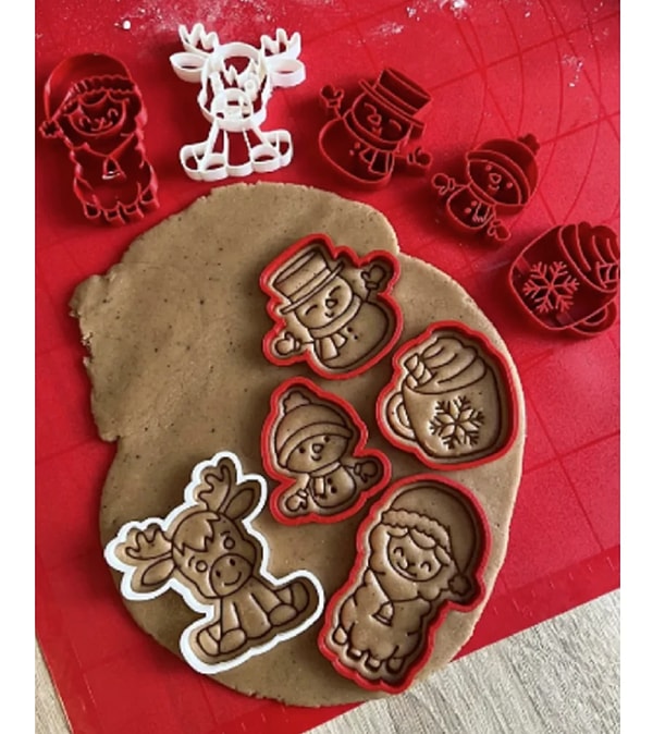 Yılbaşı sofralarının vazgeçilmezi olan o mis gibi kurabiyeleri hazırlarken bu sevimli kalıplar favoriniz olacak!