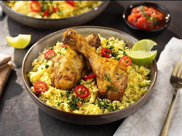 3. Tavuklu Mendi ve Hardallı Patates Salatası