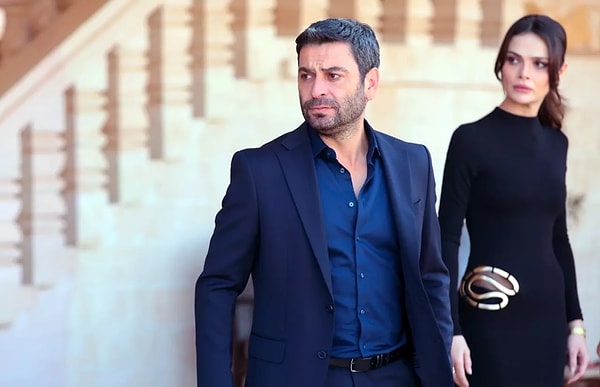 Pazartesi akşamlarının tartışmasız galibi Uzak Şehir, 8 Aralık akşamı yine en çok izlenen dizi oldu.