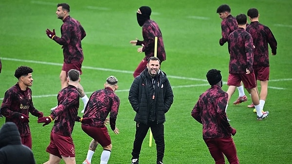 Futbolculardan tepki geldi.