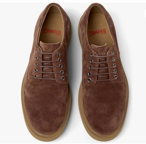Bugün Amazon’da indirime giren Camper erkek ayakkabısı dolabınızda mutlaka olması gereken parçalardan!