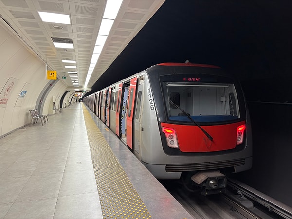 Abdulkadir Uraloğlu, yaptığı yazılı açıklamada Ankara’da planlanan Esenboğa Havalimanı Metro Hattı’na ilişkin son durumu kamuoyuyla paylaştı.