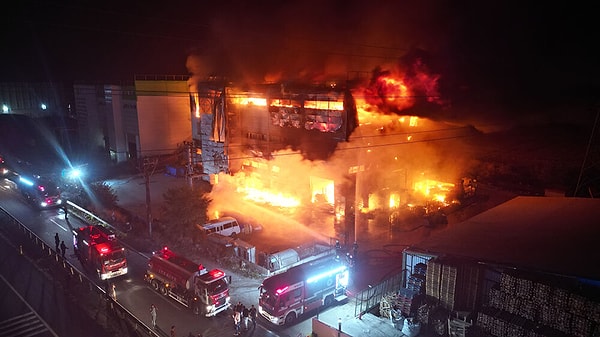 Tekirdağ’da kurulu bulunan fabrikasında geçtiğimiz yıl meydana gelen büyük yangın faciası, 21 yıllık kozmetik devi Gorka Kozmetik’in sonunu hazırladı.