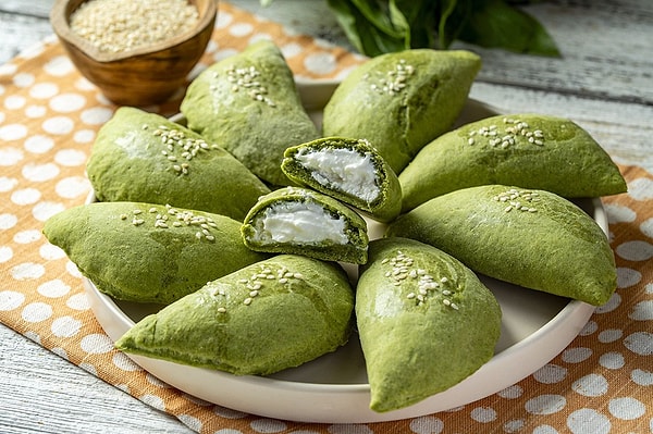 Labneli Ispanaklı Yeşil Poğaça