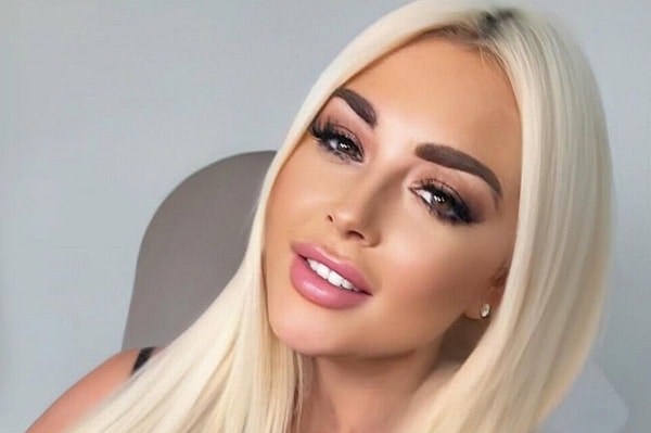 Social media sensation, Jodie Weston, revealed that she is experiencing financial difficulties after splurging 15,000 pounds (approximately 860,000 Turkish Lira) on her two-year-old son during the Christmas season.