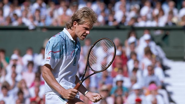 4. Oyunun ritmini hiç bozmadan ilerleyen Stefan Edberg!