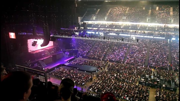 Konser yarım kaldı.