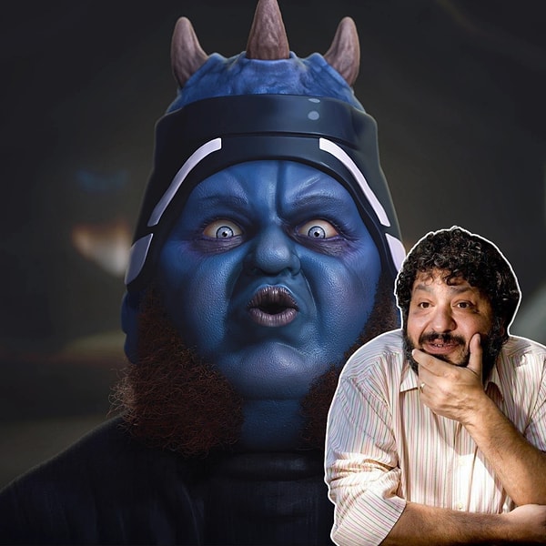 Burak Şafak'ın siması, kısa sürede sosyal medya kullanıcıları tarafından efsane karakter Rendroy'a benzetildi.