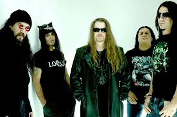 Pentagram mı, Mezarkabul mü?