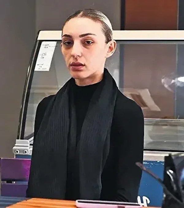 Özlem Kara ayrıca, Güllü’nün evine kamera taktırmasının da bu tedirginlik nedeniyle olduğunu öne sürdü.