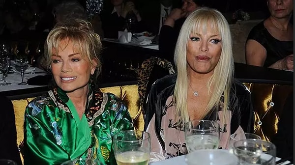 Sahnelerin efsane ismi Ajda Pekkan güçlü enerjisi ve konser maratonuyla sürekli gündemdeyken, kız kardeşi Semiramis Pekkan tam tersine daha sakin, göz önünden uzak bir yaşamı tercih eden isimlerden.