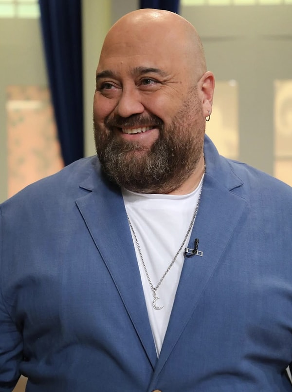 MasterChef Türkiye’nin jüri üyelerinden Somer Sivrioğlu, yarışmanın yanı sıra özel hayatıyla da sık sık magazin sayfalarına konu oluyor.