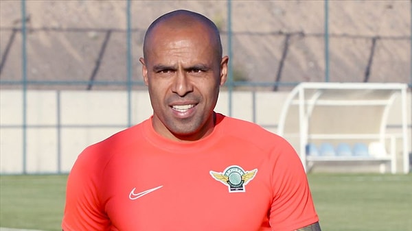 Mert Nobre’nin Kariyer Başlangıcı