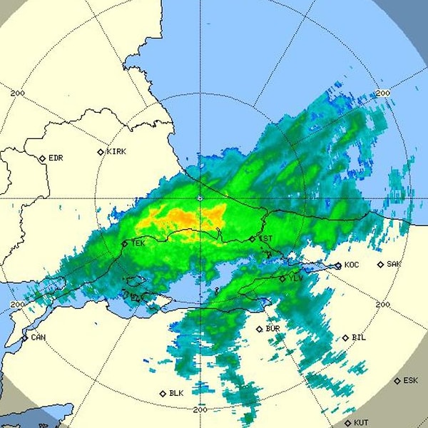 Hava Forum isimli hesap kar tahminini böyle duyurmuştu.