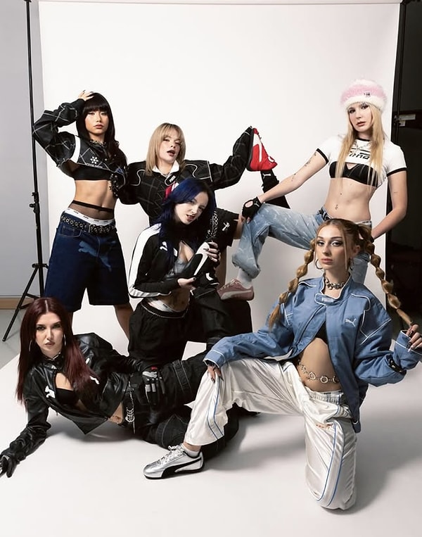 Son zamanların en iyi müzik olayı olarak kabul eden, uzun bir sürenin ardından Türkiye'nin kız grubu olarak parlayan Manifest'i duymayan kalmamıştır.