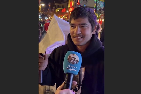 "Herkese mutlu yıllar dilerim. Bana göre değil mutlu yıl…”