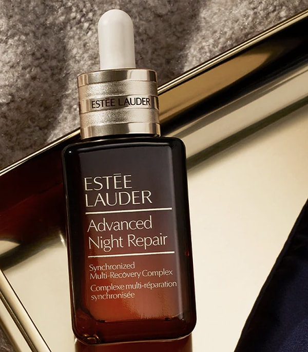 10. Kış bakımının yıldızı: Estée Lauder yaşlanma karşıtı cilt serumu ile zamana meydan okuyun!