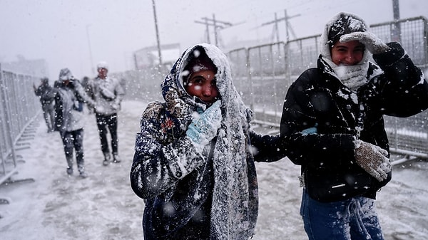 CNN TÜRK Meteoroloji Danışmanı Prof. Dr. Orhan Şen, canlı yayında şu ifadeleri kullandı: