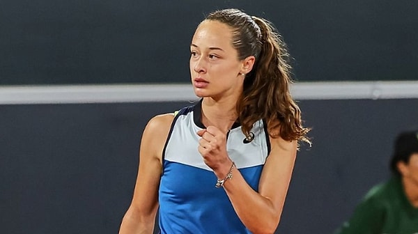 1. Zeynep Sönmez