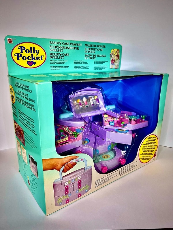 5. Bluebird tarafından üretilen, şimdiki modern versiyonlarına hiç benzemeyen o minicik detaylı setler... 1990'lardan kalma nadir bir Polly Pocket seti (kutulu) ne kadardır?