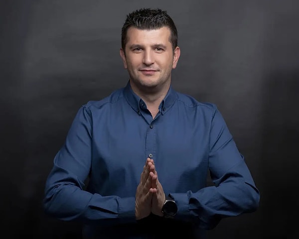 Astrolog Dinçer Güner, dilek saati verdi.