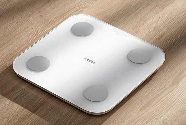 7. Vücudunuzu sadece tartmakla kalmayan, detaylı analiz sunan teknoloji harikası.