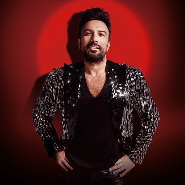 Megastar Tarkan, yedi yıl aradan sonra İstanbul’a muhteşem bir dönüş yaptı.