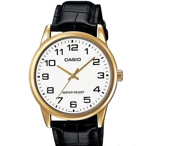 Şıklığınızı tamamlayacak bu klasik model, 1.338 TL yerine sepete özel 1.070,40 TL fiyatıyla sunuluyor.