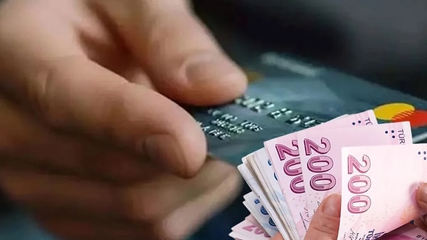 Hazine ve Maliye Bakanlığı koordinasyonunda toplanan Finansal İstikrar Komitesi, son dönemde kullanımı hızla artan kredili mevduat hesaplarını mercek altına aldı.