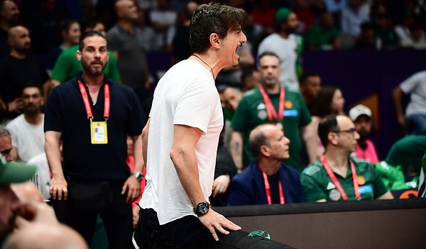 Maçtan sonra Panathinaikos Başkanı Dimitris Giannakopoulos da sosyal medyadan sert ifadeler kullandı.