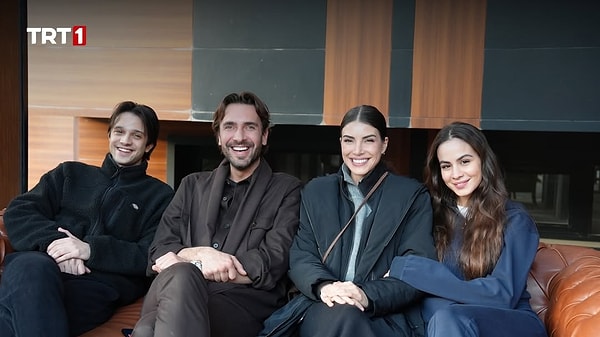Sosyal medyada yapılan yorumlarda cast ekibine özellikle övgü vardı.