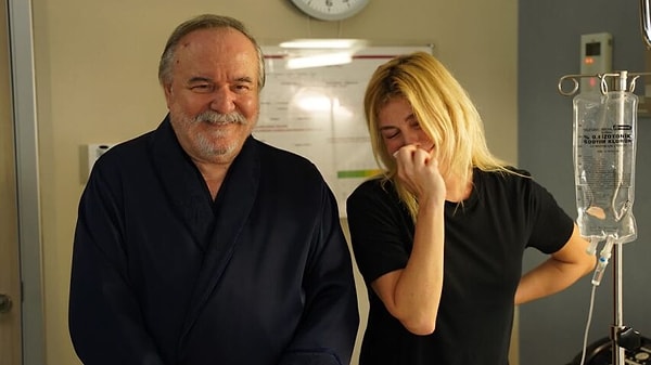 Yalı Çapkını'nda Çetin Tekindor'la birlikte rol alan Gözde Kansu da Çirkin kadrosunda yer alacak.