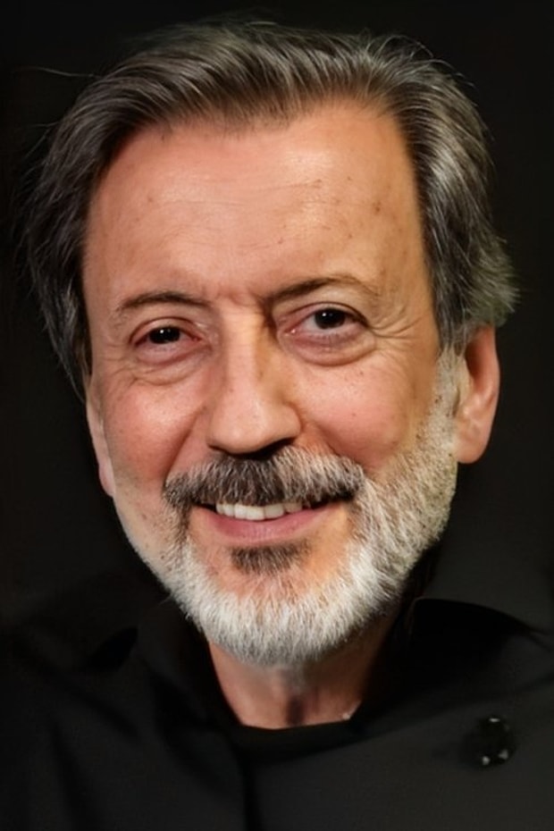 İsmet Üstekin