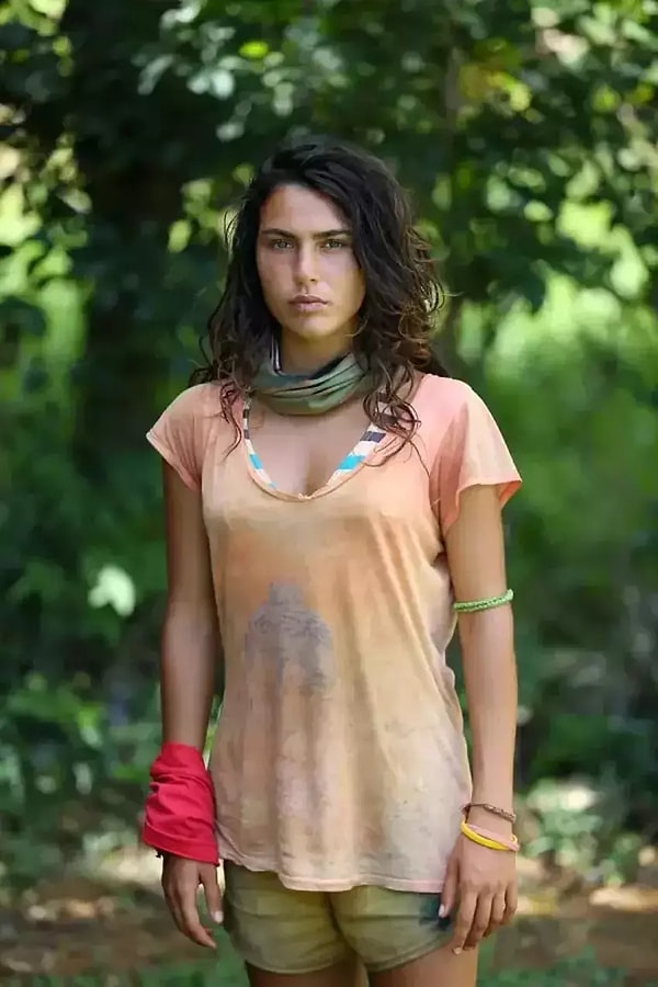 Adını geniş kitlelere duyurmayı Survivor'daki performansıyla başaran Serenay Aktaş yarışmaya damga vuran isimlerden biri olmuştu.